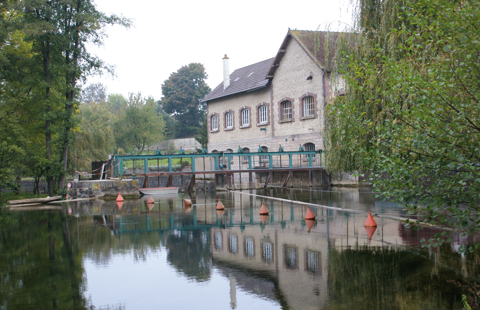 Moulin de Chappes producteur d'électricité (Ardennes) - Photo : fonds FDMF