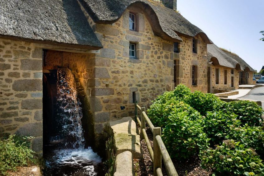 Moulin à eau de Marie Ravenel. Photo Office de Tourisme Cotentin Val de Saire.