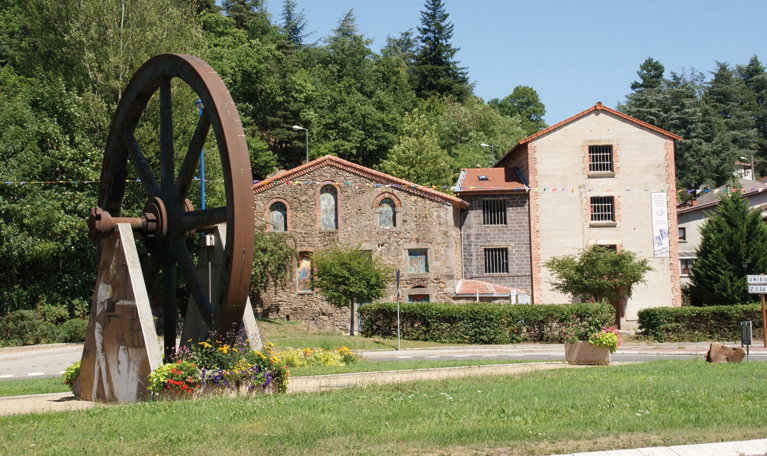 Moulin de la Fenderie. Unieux (42). Photo Charpentier