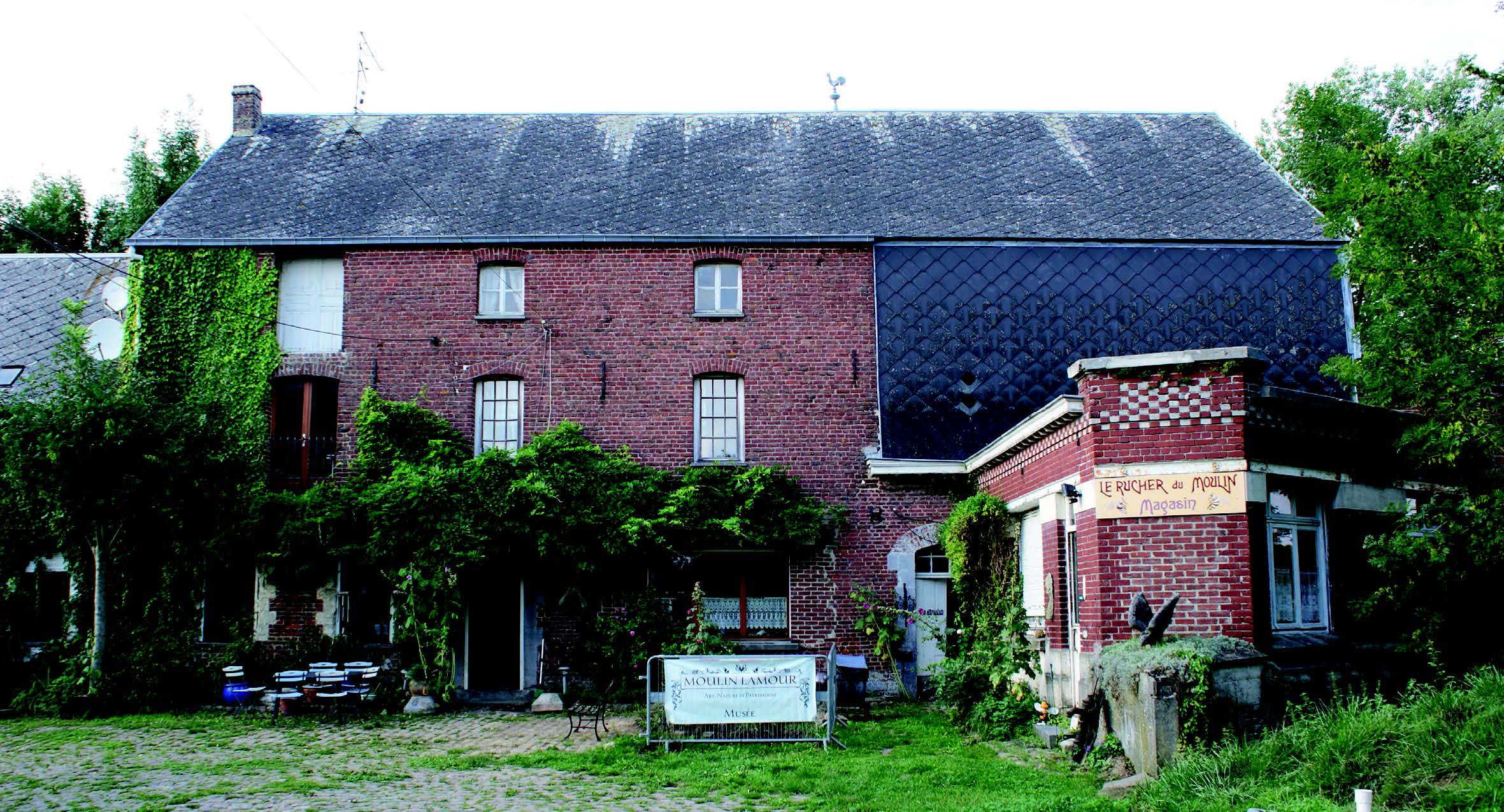 Moulin Lamour à Briastre (Nord) - cliché E. Charpentier