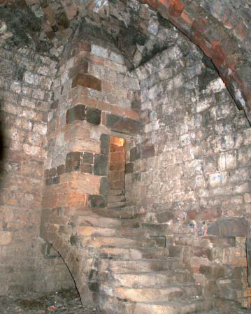 Moulin de Canet - Escalier intérieur - Photo JL.Zerr.