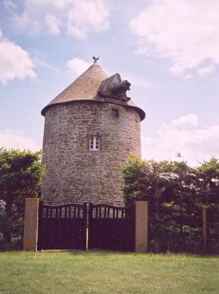 Moulin des Mondrins - (Photo Pat - 25 mai 2003)